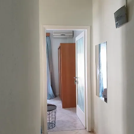Sea Breeze Apartment